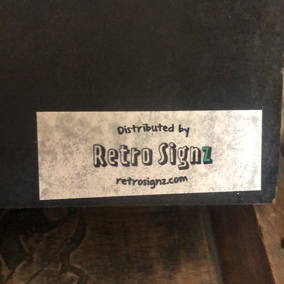 Retro Sign: LIVE - Picture 6 of 12